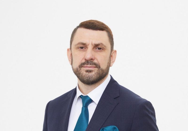 Депутат Якубович назвал три причины не отказываться от наличных
