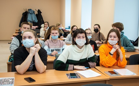 Студенты Уральского института управления примут участие в проекте 
«Жизнь БЕЗ коррупции»
