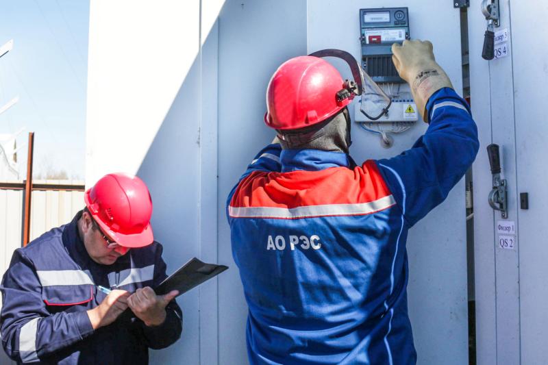 В Новосибирской области специалисты АО «РЭС» обнаружили очередной «заряженный» счетчик