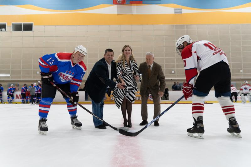 В Москве состоялся хоккейный матч «Русская дружба», на котором побывали послы дружественных стран