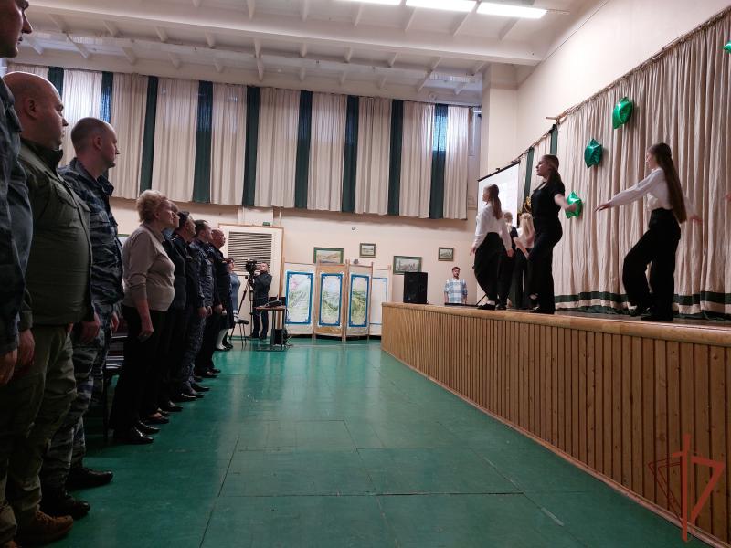 Концерт для участников СВО состоялся в подшефной школе Росгвардии в Ярославле