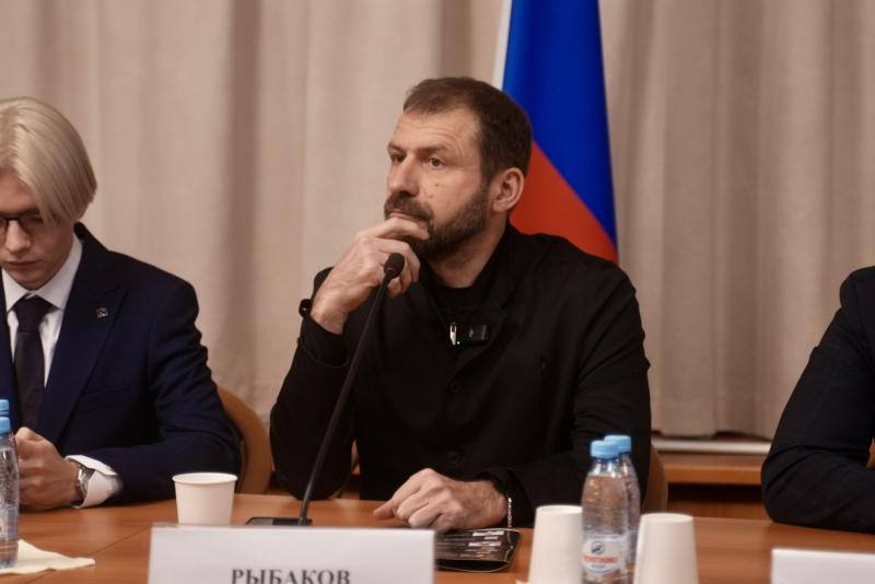 Игорь Рыбаков заявил о создании Конфедерации социально-полезных (актуальных) блогеров на круглом столе в Госдуме РФ