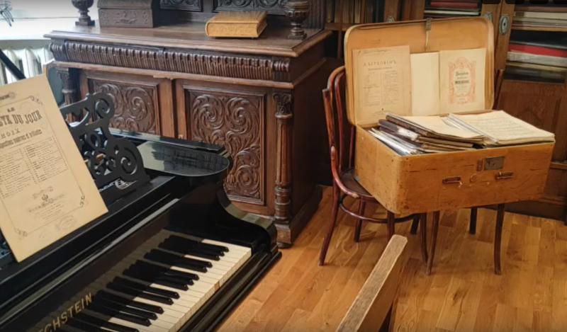 Музей-заповедник «Горки Ленинские» представил ноты Бетховена из собрания семьи Ульяновых