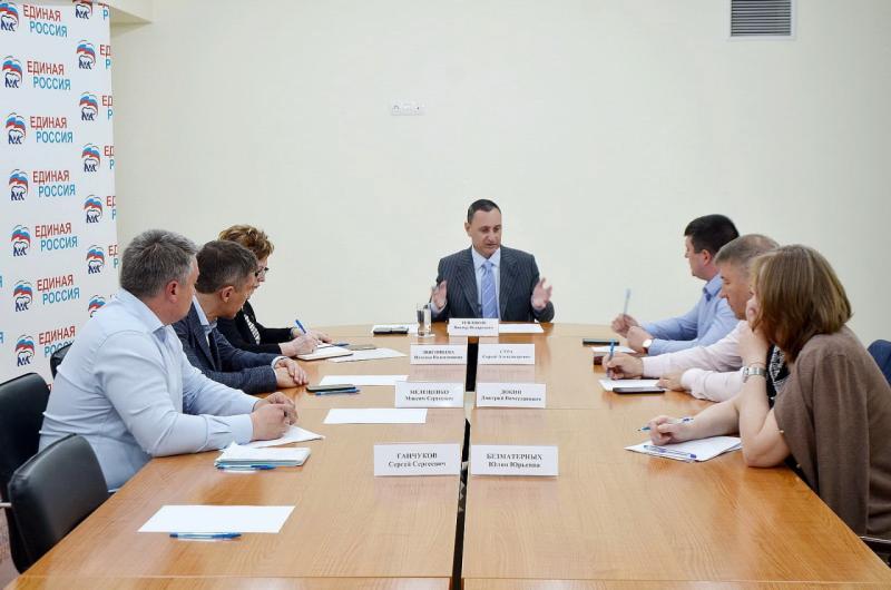 Депутат ЗСК Виктор Тепляков провёл совещание по вопросу берегоукрепления в Лазаревском районе