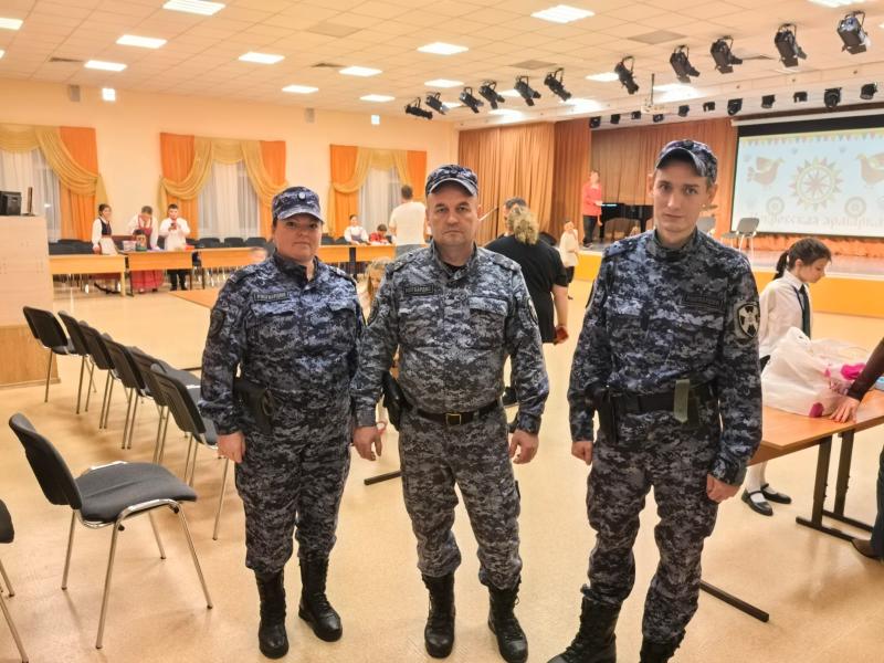 Росгвардия на "Покровской ярмарке"